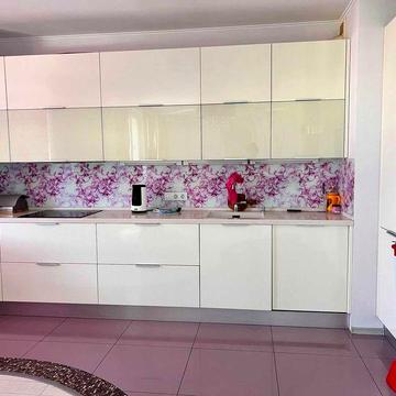 Оренда просторої 1-но кімнатної квартири в Новобудові на Івасюка 47а