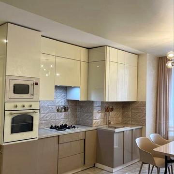 Квартира в центрі Львова, новобуд