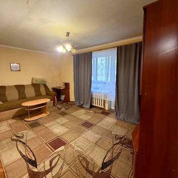 здається квартира на пасічній