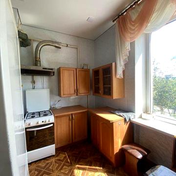 2 кімн вулиця Криворіжсталі Червона