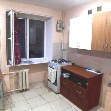 Продаётся 2 комнатная  квартира улица пер-к Катаева / Семинарская