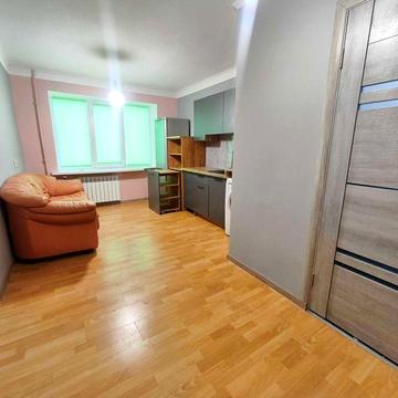 Смарт квартира пр. Мазепи Петровского Варус