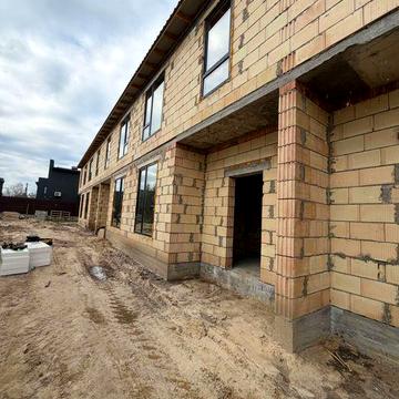 Продається Таунхаус з двориком на Петропавлівській Борщагівці, від забудовника без комісії!