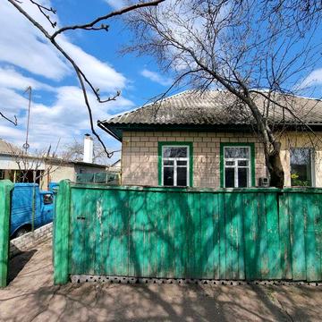 1/2 будинку, р-н школи олімпійського резерву, вул. Сагайдачного