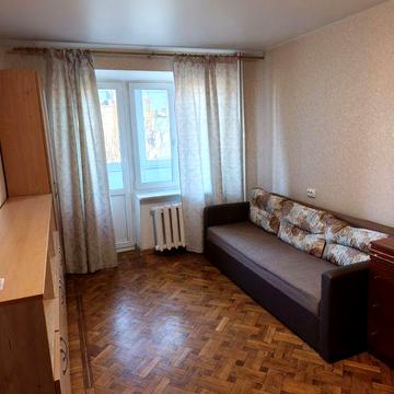 Срочно сдам квартиру, ул. Космонавтов 10. Черёмушки