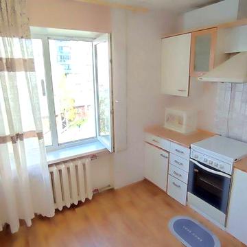 Здам в оренду простору затишну 1-к кв-ру  Новокримська / Поля / Тітова