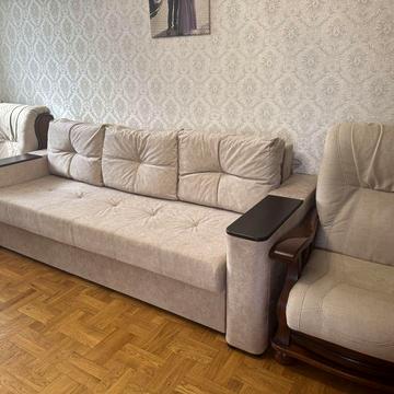 Продам 4-х кімнатну квартиру, госпрограммы,  срочно!