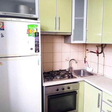 Реальная Сдам 3к в центре м.Конституции 5 этаж ГАЗ