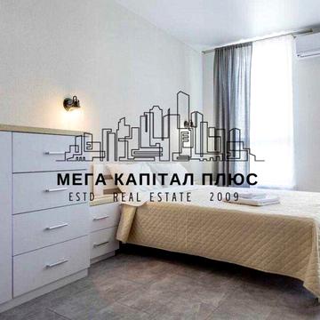 Симпатична блондинка в ЖК Нивки Парк у пошуках орендаря