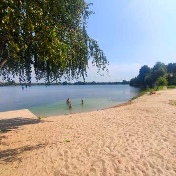 "Голубе озеро" - оренда 1-кімн. квартири