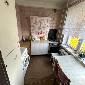 Сдам 2-ком.кв. метро 10 минут. Василия Иваниса  5 (Матеюка)