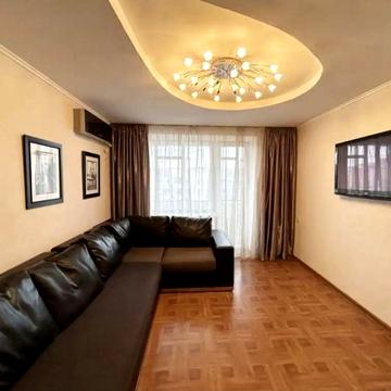 Классная 1-ая квартира . Поля! Кирпичный  дом