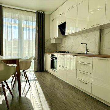 Оренда 2-ох кімнатної квартири в ЖК Липки