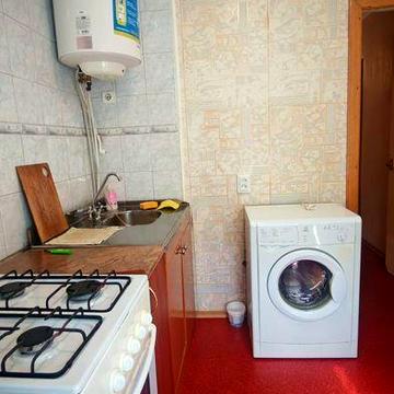 Сдам 1-ком. Квартиру район Образцова, за рынком.