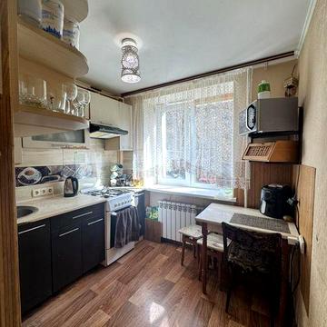 Продаж 2кімнатної квартири -Зарічанська