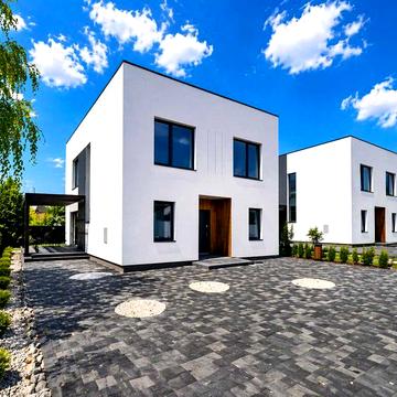 Просторий сучасний будинок 150 кв.м у закритому комплексі з великою територією 4,5 сот з частковим ремонтом