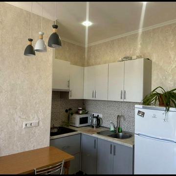 Сдам студию с видом всАкрополь1