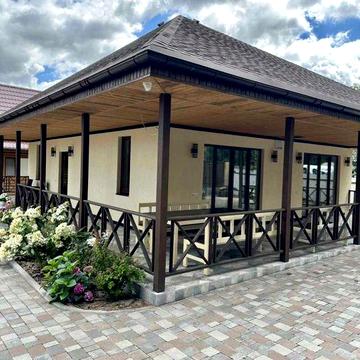 Шикарний маєток на 14 сотках землі біля лісу