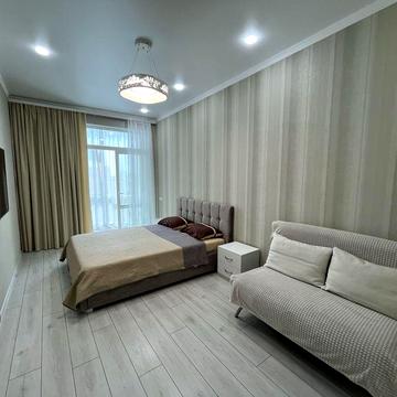 Сдам на долгосрочно красивую квартиру с кухней-студией 25 Ж р-н Французского б-ра!