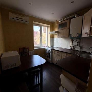 Здам 1 кім на пр. Свободи навпроти Закарпаття