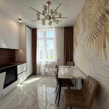 Продам 2-кімнатну квартиру у новому ЖК