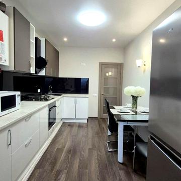 Академіка Шалімова вул., 69-Б