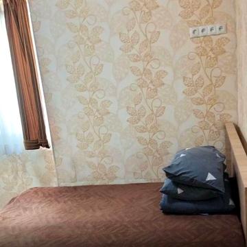 Сдам 1-ком.  Серова / Разумовская. На 1/2  месяца.