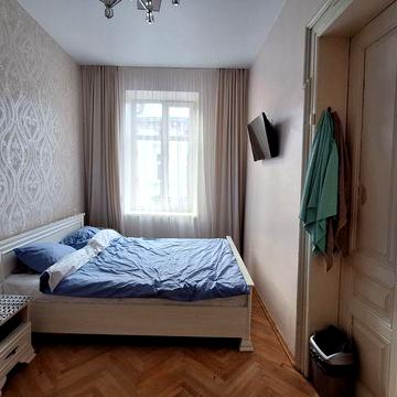 Продаж 2-х кім.кв.по вул.Меретина(Привокзальна, ближній центр)