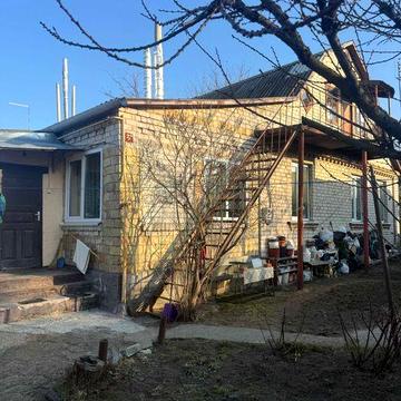 Продам частину будинку село Гора