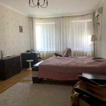 2-кімнатна квартира з РЕМОНТОМ на Тополиній/Ак.Корольова