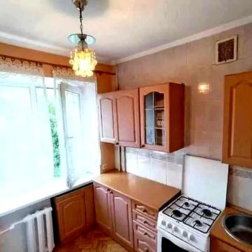 Продам 2х комн квартиру пр Григоренко 4/5 в хорошем ж/сост