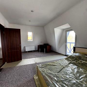 Продаж 4к Дім Підлісна вулиця