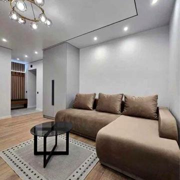 Центр. Здається 2-кімнатна квартира