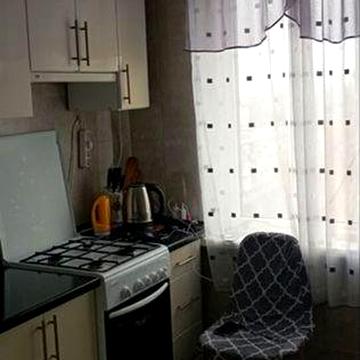 l Продається двокімнатна квартира на Раківці