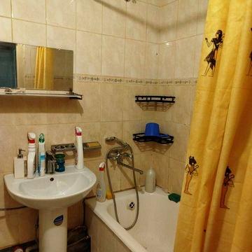 1 кімнатна 36 / 18/7,5 на Симиренко 26