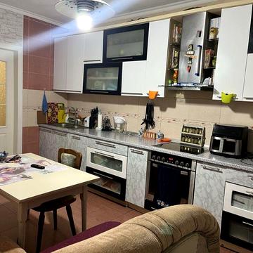 Оренда двокімнатної квартири Урлівська 15