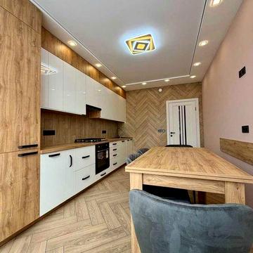 Продаж 2-кімнатної квартири з дизайнерським ремонтом вул. Героїв Крут (р-н Тролейбусна – Наукова) ЖК Данбуд