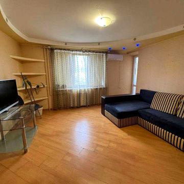 Оренда двох кімнатної квартири Оболонь метро