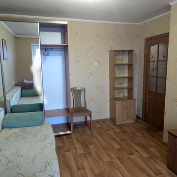 Старопрудна вул., 8