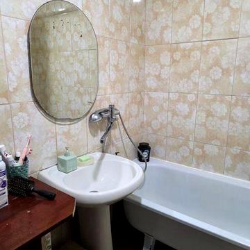 Продам 4-х кімнатну квартиру (від власника)