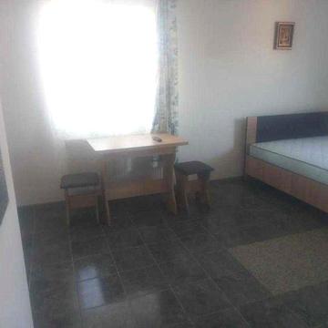 Оренда квартири студії по вул. Івасюка Малехів