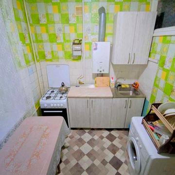 ‼️Центр‼️вул. Соборності /Коряка.‼️Покращеного планування. Паркет. Світло не вимикають!