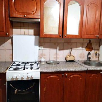 Реальная Сдам дешевую 2к м. Армейская 2 ЭТАЖ ГАЗ