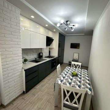 Здається в довгострокову оренду 1 кім новобудова біля Парку Шевченка