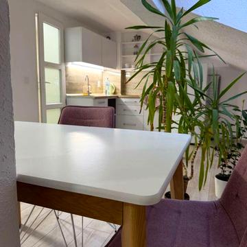 Продається квартира в центрі м. Самбір на площі Ринок