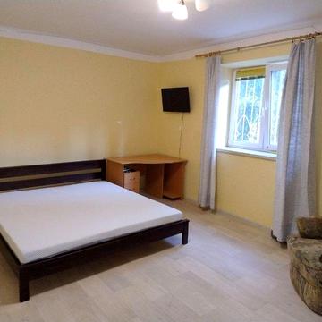 Продаж 1-кімн. квартири 35 м.кв. на Сагайдачного.