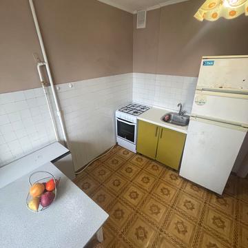 Павла Тичини просп., 20