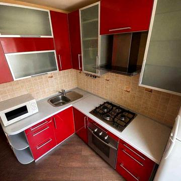 Продам 2 х кімнатну на Сумської тероборони (колишня Ковпака)