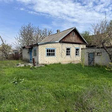 Продам будинок з приватизованою земельною ділянкою