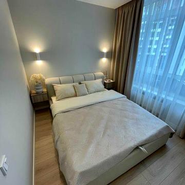 Євро2к з дизайнерським ремонтом Синергія Сіті 40 м² газове опалення